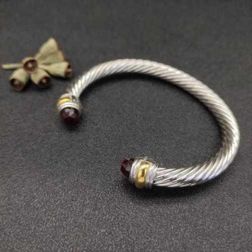 david Yurman 7Mm分色双钻头红钻手镯。建议适合佩戴的手围16-20Cm 编号Dysz-062