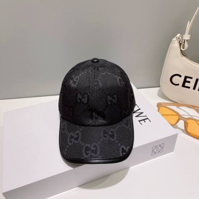 配防尘袋 Gucci古奇 专柜新款简约很潮！休闲运动款，经典制作，超级好搭衣服！
