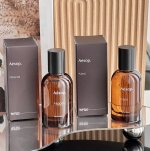 专柜品质 Aesop Eidesis 香水太好闻了吧！新品来袭！ 伊迪西斯的灵感，来自“希腊神话中的纳鲁奇索斯”的故事！将光打在镜子对面的异世界上，将暗示着水面