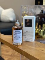 专柜品质 温暖壁炉 夏天过半 也已立秋要说秋冬 那还是“马丁马吉拉温暖壁炉”多的主场作为一款木质调香水！它已经不仅仅满足于“温暖”了 这个壁炉中已经点燃了熊熊的