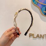 配包装 chanel 香奈儿 最新款小香发箍 复古头箍 网红爆款推荐 搭配高端材质 超精致 时尚百搭