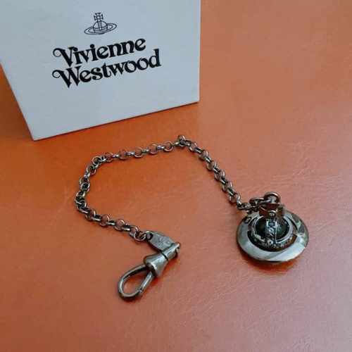 Vivienne Westwood西太后手链薇薇安土星手链！英国时装设计师，时装的朋克之母！时尚潮流风格，品质强大，超美的设计！简约大气刺绣logo精致这个款不