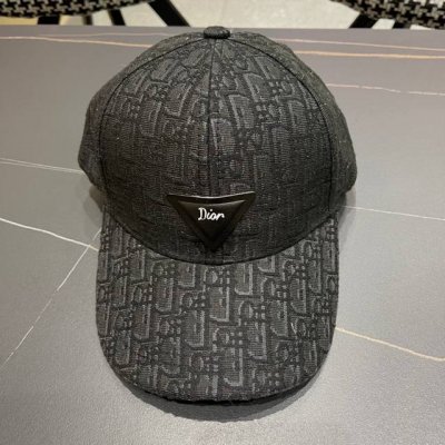 Dior 迪奥 新款原单棒球帽 1:1开模订制 原版绸缎布料+头层牛皮 纯棉内里 轻盈透气 质量超赞 基础头围56 贴片可调节