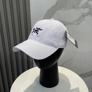 Arcteryx Small Bird Hat 始祖鸟刺绣标弯檐棒球帽轻量帽子防晒帽遮阳帽情侣款Small Bird帽子四季皆宜 性能持久 适合越野跑 徒步 登