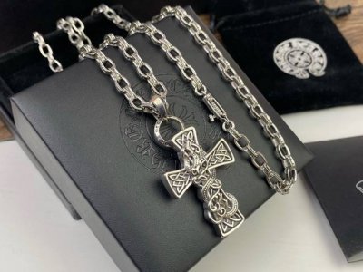 chrome Heart 克罗心凯尔特十字龙项链与纯手工字母链条结合很高级的款式 十字架盘龙 别致风格酷爱这种质感的款式 链长70Cmp