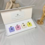 专柜品质 Q版爱慕香水小样4件套Amouage爱慕香水小样7.5Ml四件套！爱慕也有好穿的小清新香~推荐 都说玩香久了逃不过爱慕-Amouage，还记得两个月前