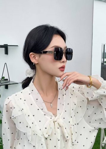 Miu Mi* Model: Mu60Zs Size 62口16-145