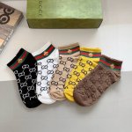 配包装 P50 一盒5双 Gucci 古奇新款船袜袜子！纯棉面料，火爆图案，专柜同步中短筒袜子，大牌出街，潮人必备超好搭