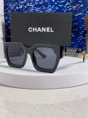 Chanel香奈儿 新款潮流爆款 时尚方框太阳镜 佩戴舒适 网红潮款墨镜 女士高清加厚偏光太阳镜 高品质