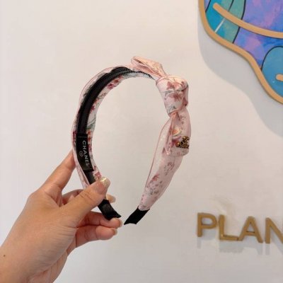配包装 chanel 香奈儿 新款小香发箍 复古头箍 网红爆款推荐 搭配高端材质 超精致 时尚百搭