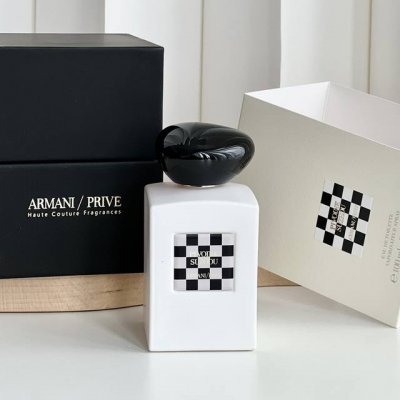专柜品质 新品阿玛尼限定版“Suzhou” 阿玛尼Prive Prive Pivoine 苏州香水，Bloomingdales 周年庆限定版。 Armani P