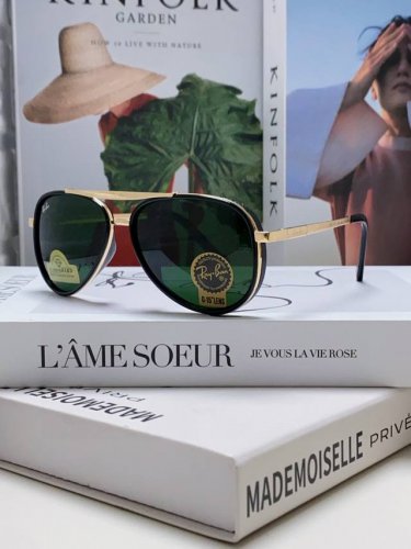 rayban 雷朋 Rb4414 新款时尚框 炫彩潮款太阳镜，男女通用。Size：68-14-135