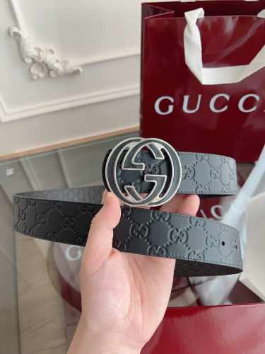 p180 绝美Gucci 双G扣男士新款腰帶 專櫃同步 寬4厘米 雙面進口小牛皮压花雙色可用 精緻真空電鍍雙G鋼扣 時尚百搭款