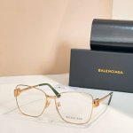 p150 Balenciag*巴黎*世家Model：Bb0339O Size：57口17-140