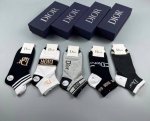 特 Dior 迪奥d家新品男款袜子 一盒五双 提花品牌logo，简单大气，实物超漂亮，经超火爆小单品，大牌出街，潮人必备超好搭
