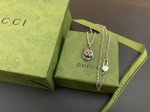 Gucci古驰老虎头十字项链 老虎头十字项链