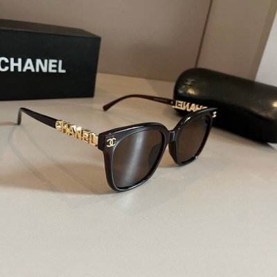 chanel香奈儿墨镜 高级圈钻定制 美美哒 真的太太好看了 带上去就是妥妥的名媛出街 性价比超高