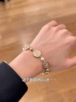 我们出品 Zp8320，量大咨询客Fu Dor迪奥多彩小圆手链 25早春最新款绝美系列！全网首发老规矩先买先得！天啊太太太甜太好看啦马卡龙配色清新甜美！绝绝子巨