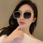 新品Chanel 香奈儿太阳镜以独特魅力和前卫风格诠释春夏最新眼镜 质感超好佩带舒适 型号 Ch0826