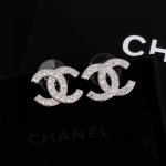 小香奈儿新款 Chanel香奈儿 耳钉 原版一摸一样的原单货，高端定制 原版黄铜 每一个细节媲美专柜正品，业内仅此一家全世界专柜自购正品打版