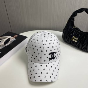 Chanel香奈儿 新款简约刺绣Logo棒球帽新款出货 大牌款超好搭配 赶紧入手
