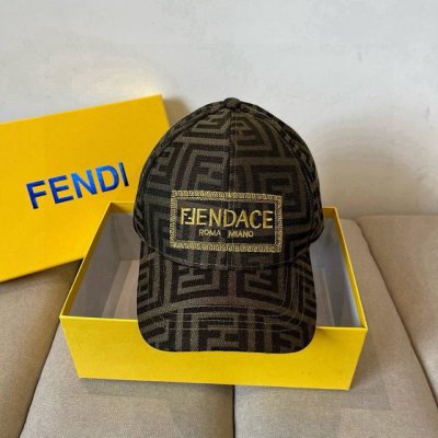 Fendi芬迪 老花系列棒球帽 经典Ff中古单品，气质穿搭单品，质量杠杠