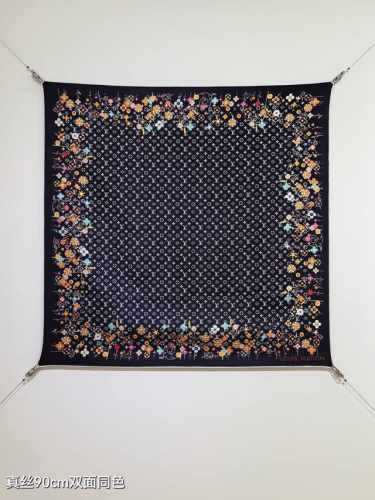Slv2503 18姆米双面 90X90Cm斜纹真丝 lv Lv X Tm Monogram Superflat Flowers
