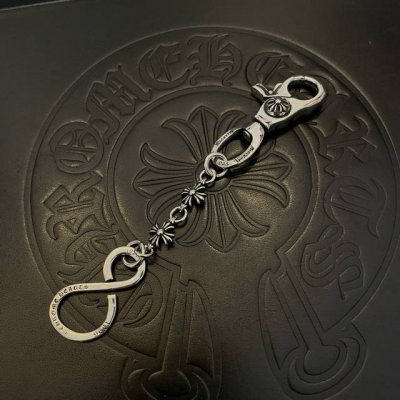 Chrome Hearts 克罗心十字架钥匙扣 大龙虾扣 雕刻工艺 精工品质 纯手工打造 正品开模潮流时尚必备 男女均可佩戴 情侣款同款 摇滚朋克泰银风格 复古