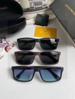 新款品牌：阿玛尼Armani ：原单品质男士女士偏光太阳镜 材质：高清宝丽来偏光镜片、板材印字Logo镜腿。看细节就知道大师手工制作设计，做工精致，高端大气，适