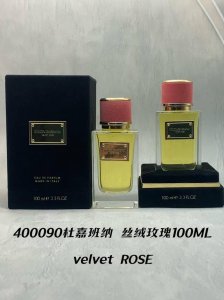 打起出货 杜嘉班纳天鹅绒系列 Ml！味道： 400038沙漠玫瑰 400053丝绒香脂 400144丝绒百合 400 丝绒香根草 400137丝绒藏红花 400