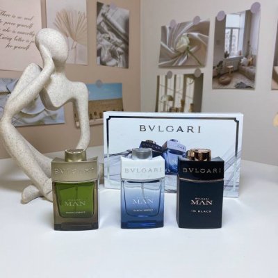 高品质/190 宝格丽绅士男士中样香水三件套。 30Ml*3个，带喷头，内含：炽热之焰（酷幽），绿意森林（城市森林），极地冰封。