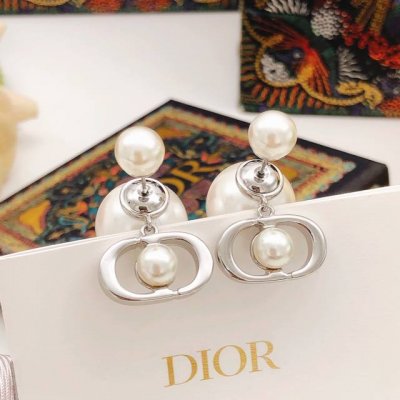 编号Ded0025 Dio*最新款银色大小珍珠Cd带钻珠 一致Z批黄铜材质