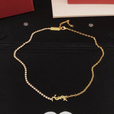 编号Yxl0017 Yvessaintlauren*最新款字母项链 一致Z批黄铜材质