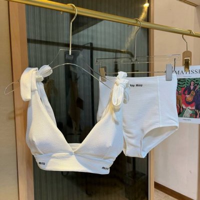 特 p 缪缪Miumiu新款比基尼中古套装 吊带背心+三角打底裤分体泳衣 蓝色 白色S M L