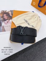 lv 代购货品 宽度4.0Cm 原厂Tc粒面荔枝纹牛皮 搭配进口小牛底皮 全粒面皮料 手感更佳 更耐用 代购级精工纯铜扣 多种颜色可选 包装 全套包装 代购版本