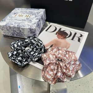 配包装盒 dior 迪奥 新款Cd发圈 简单实用 时尚潮流 小仙女必备