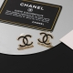 Chanel 香奈儿 心桃耳钉 新款原版一摸一样的原单货 每一个细节媲美专柜正品 名媛范十足 非常百搭 参加party或者年会 绝对亮眼