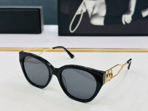 p180 Michael Kors Mk2154 Size：54口19-140 官网款太阳镜 J太阳镜