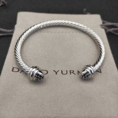 david Yurman 5Mm半满钻黑钻手镯。建议适合佩戴的手围15-20Cm 编号Dysz-108
