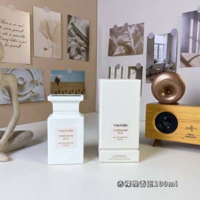 汤姆 福特赤裸晚香玉 暗夜晚香 暗欲夜香 Ml Tom Ford TubéReuse Nue, 品牌：汤姆 福特 属性：中性香 香调：花香东方调 气味：晚香玉茉