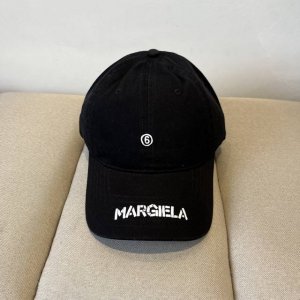 潮牌官网新品，棒球帽，原单品质火爆来袭 工艺非常精美 高档大气上档次！低调奢华，方便携带！跑量！