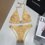 香奈儿泳衣 时尚潮人必备 实物超级好看 海边度假拍照超级好 Sml