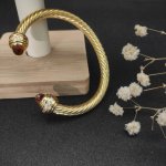 david Yurman 7Mm金色镶嵌石香槟钻头手镯。建议适合佩戴的手围16-20Cm 编号Dysz-128