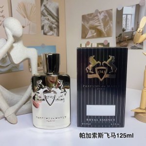 专柜品质 玛丽之香帕加索斯飞马香水125Ml Parfums De Marly Pegasus,2011 香调:馥奇东方调 前调:天芥菜孜然香柠檬 中调:杏仁薰