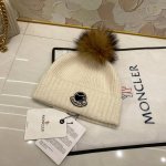 跑量 Moncler蒙口 新款羊毛针织帽貉子毛球