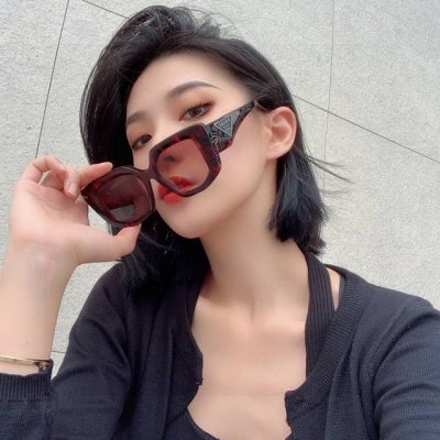 prada普拉达 2025新款 太阳镜经典三角标女士时尚蝶形猫眼墨镜 14Zsf