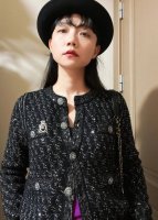我们出品 Zp6760 量大咨询客Fu Ch Nel香水瓶胸针 太太太完美了 这一季度的系列 绝了 太高档了香水瓶的品牌元素 时尚得来又有一种复古的气息 可以说