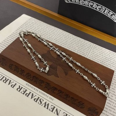 新款 专柜品质 Chrome Hearts克罗心 经典复古多元素项链 凹凸造型不同的花纹设计风格呈现出与众不同 十字架童军花是克罗心的标志 所以更经久不衰 正品