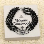 我们出品 Z4890，量大咨询客服 薇薇安三层黑珠土星Choker 重磅推荐，一定要整套入，项链总长度35Cm，只做一个尺寸，闭眼入准没错！纯粹王冠球是经典的象