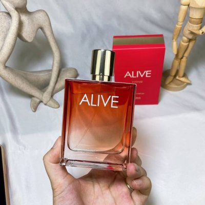 专柜品质 hugo Boss 雨果博斯 活力无限女士浓郁浓香水100Ml Alive Inte 清新木质香调 alive雨果波士活力无限女士香水是在 年推出的